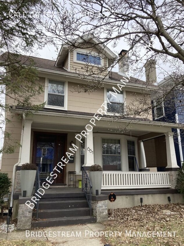 Primary Photo - Updated 3 bedroom, 1 bath house with finis...