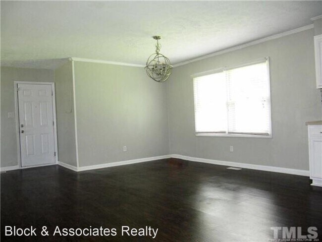 Foto del edificio - 3 br, 1.5 bath House - 405 Atwell Drive