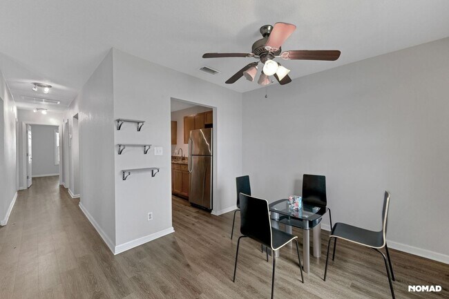 Foto del edificio - Charming 2BR Duplex in Saint Petersburg