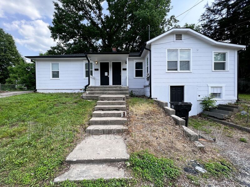 11117 E 15th St S Unit 1E, Independence, MO 64052 Condo for Rent in