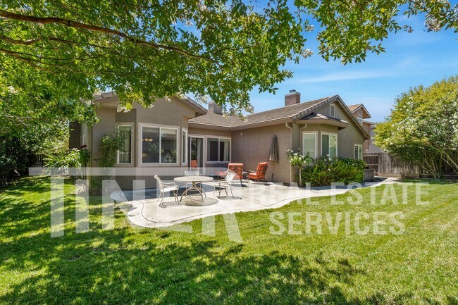 Foto del edificio - 5967 Radmere Dr