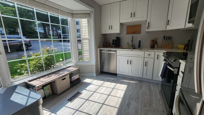 Building Photo - 2927 Amberleigh Way