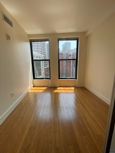 Building Photo - 6 Winter St