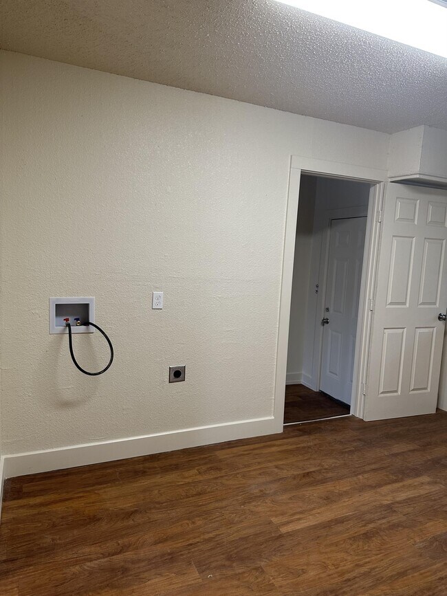 Foto del edificio - 5635 Avenue B