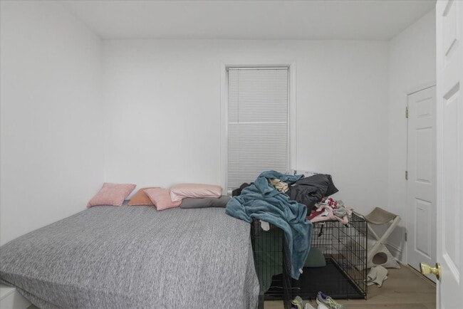 Building Photo - 2351 W Charleston St