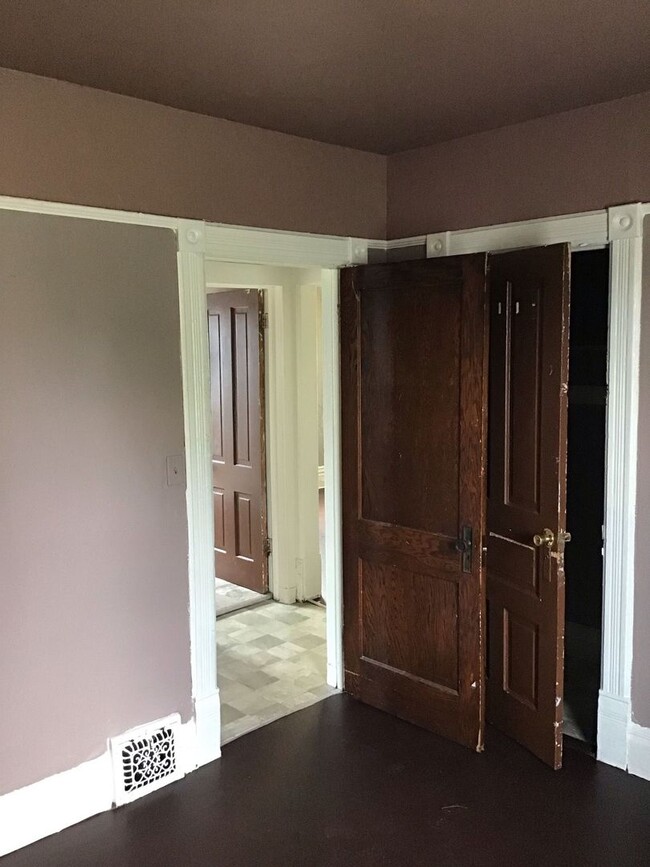 Foto del edificio - 2126-2128 N 27th St. (Duplex)