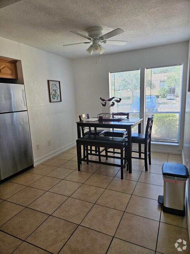 Apartments for Rent in 34231
