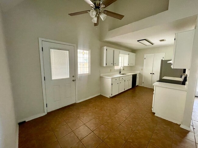 Building Photo - 3/2 for Rent in Flowood!