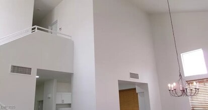 Building Photo - 1200 Valerio