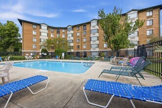 Building Photo - 470 Fawell Blvd
