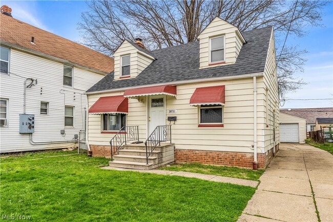 Building Photo - 20751 Goller Ave