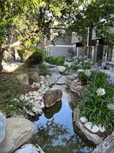 Building Photo - 189 Streamwood