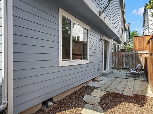 Foto del edificio - Gated Community in Bothell