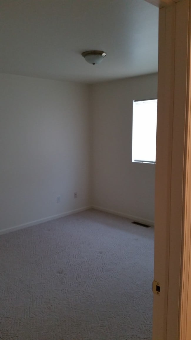 Building Photo - 2115 La Mar Ave