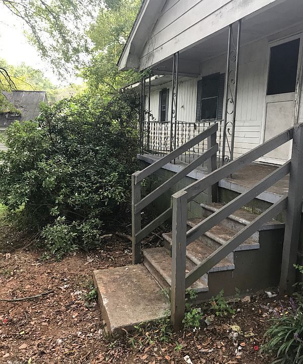 Primary Photo - House in Laurens