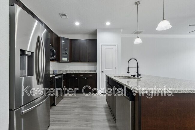 Foto del edificio - 2115 Belden Ave