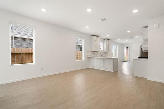 Foto del edificio - 6742 Sunset Velvet Dr