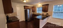 Foto principal - 6528 Monroe Rd