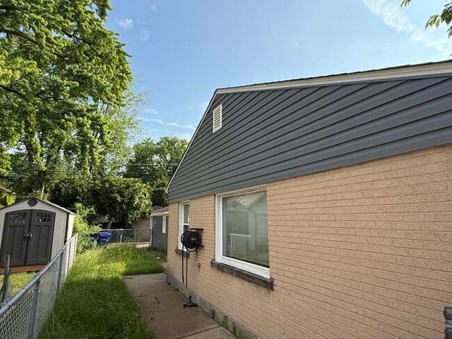 Foto del edificio - 2113 Seward St