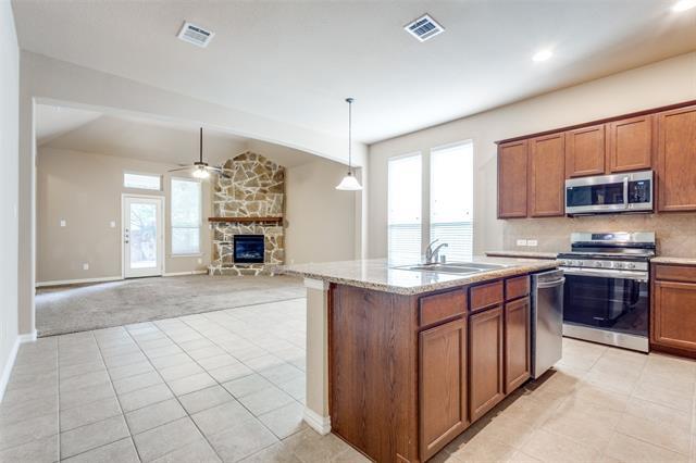 Foto del edificio - 5108 Grove Cove Dr