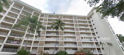 Building Photo - 3051 N Course Dr