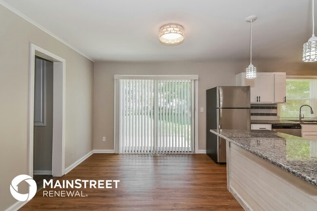 Building Photo - 12804 E Bowen St