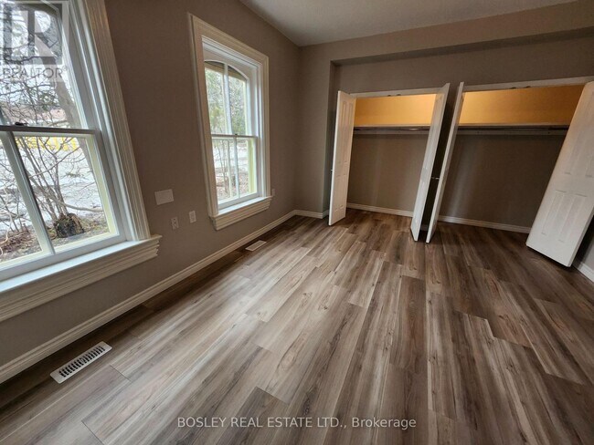 Building Photo - 5958 16th Ave