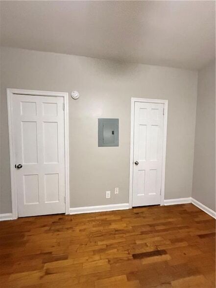 Foto del edificio - 3548 E Main St