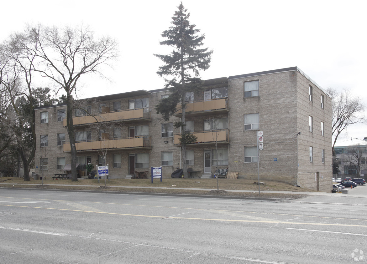 Primary Photo - Wilkeele Apartments