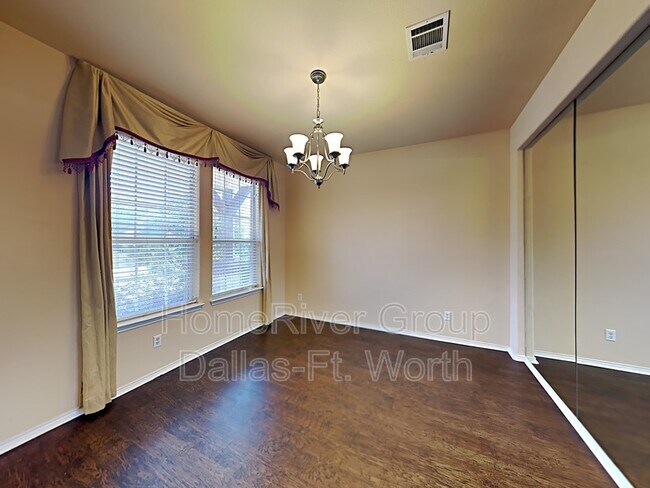 Foto del edificio - 1508 Wickham Dr