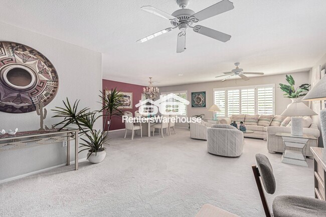 Foto del edificio - 16030 N Nicklaus Ln