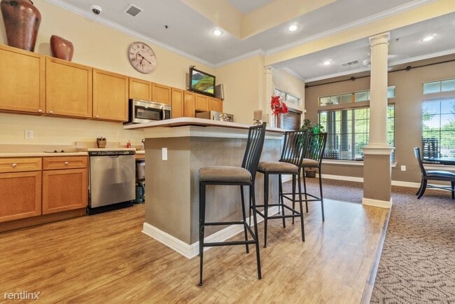 Building Photo - 6504 Falcon River Way