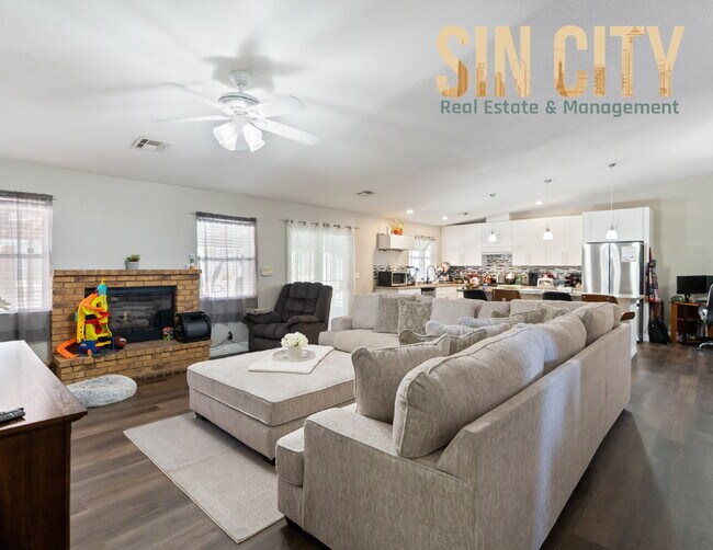 Foto del edificio - "Charming 3-Bedroom Oasis in Las Vegas wit...