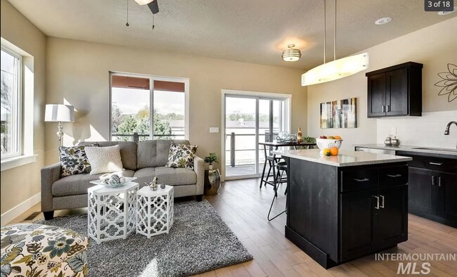 Foto del edificio - 391 E 41st St