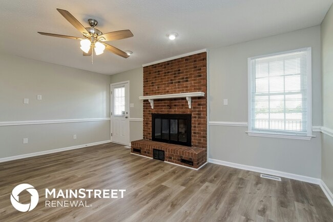 Foto del edificio - 58 White Oak Dr