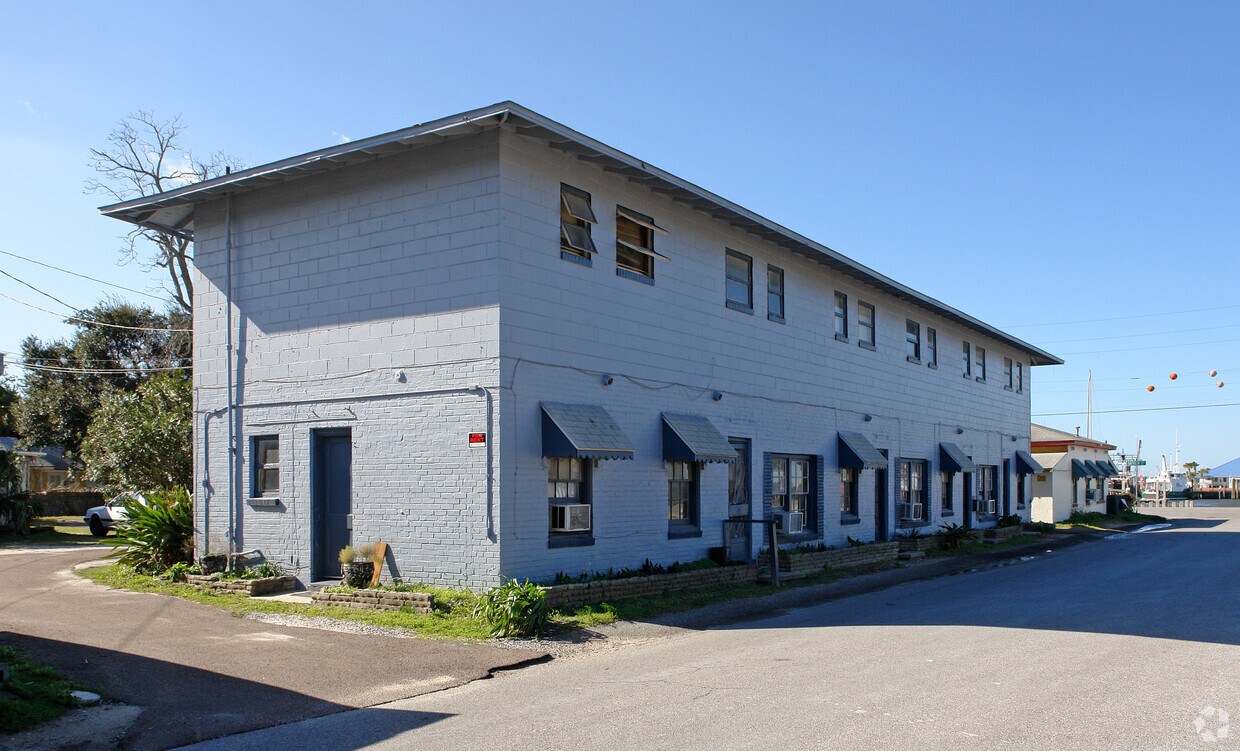 Foto principal - 3011 11th Ct