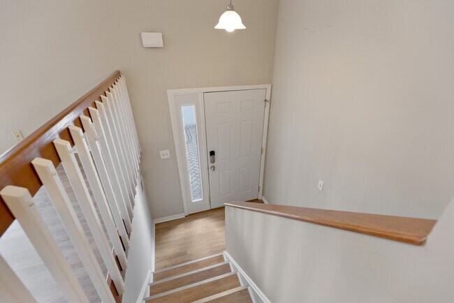 Building Photo - 332 Park Ridge Ln