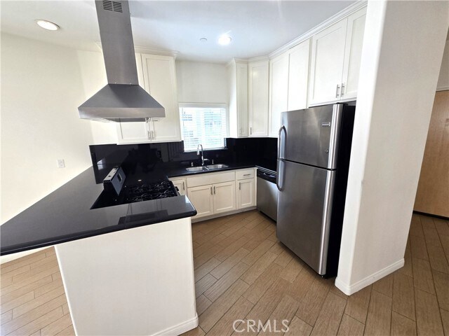 Foto del edificio - 6937 Knowlton Pl