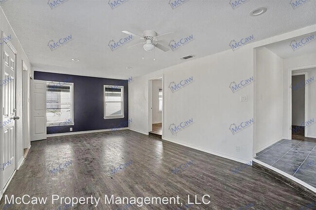 Building Photo - 4 br, 2 bath House - 1629 Glenn Dr.