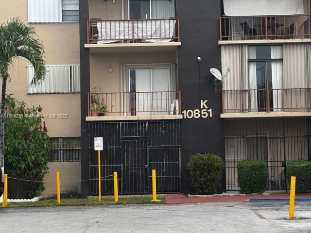 Foto del edificio - 10851 SW 2nd St