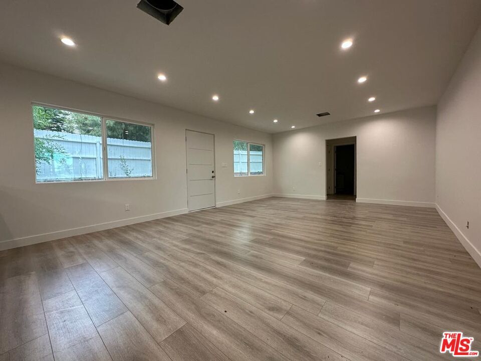 Foto principal - 11441 Oro Vista Ave