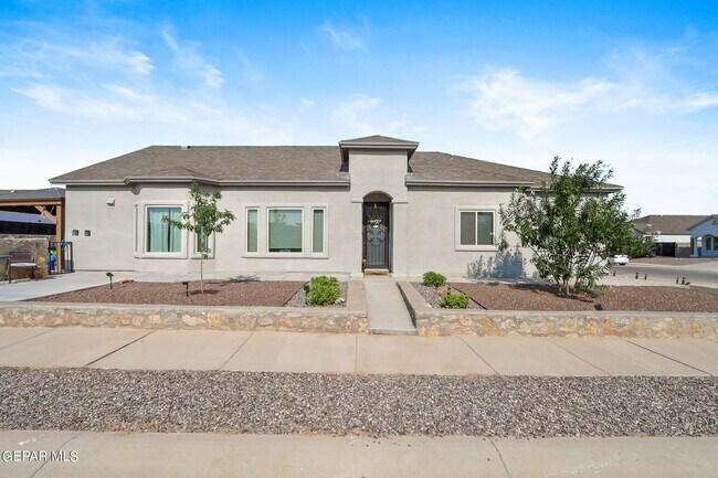 Building Photo - 14852 Jack White Ave
