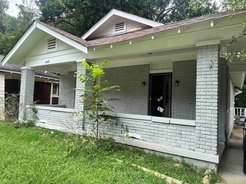 Photo - 1683 Walker Avenue Unit