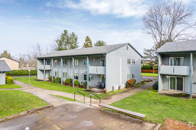 Exterior - McCornack Place Apartments