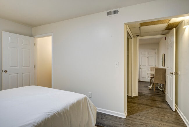 Floorplan - 200-206 S Boone St