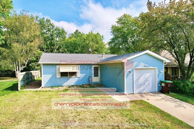 Building Photo - 2612 S 52nd St