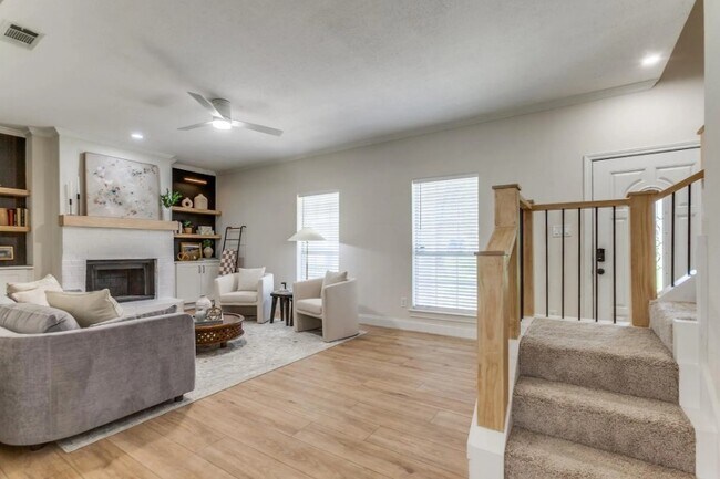 Foto del edificio - 4505 Westcreek Ln