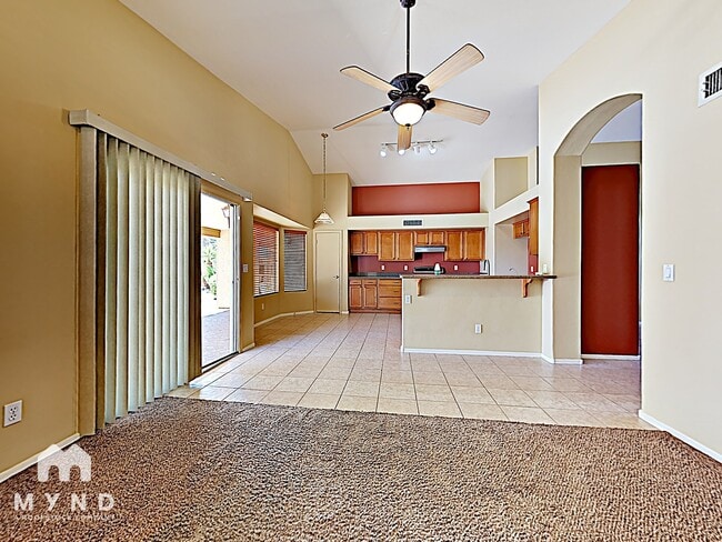 Foto del edificio - 1723 W Boston St