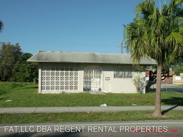 Primary Photo - 5 br, 2 bath House - 1399 NW 27 AVE