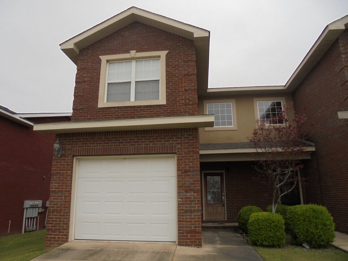 Primary Photo - Eagle Landing Townhomes, Enterprise, AL